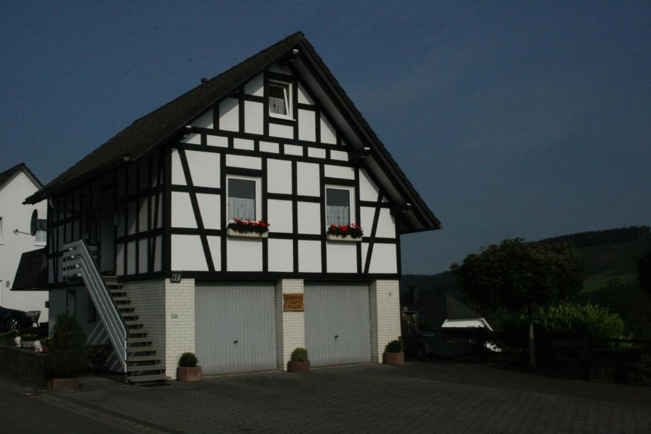 Ferienhaus Zur Ennest Schmallenberg Exterior photo